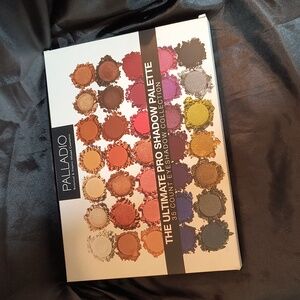 Shadow pallet